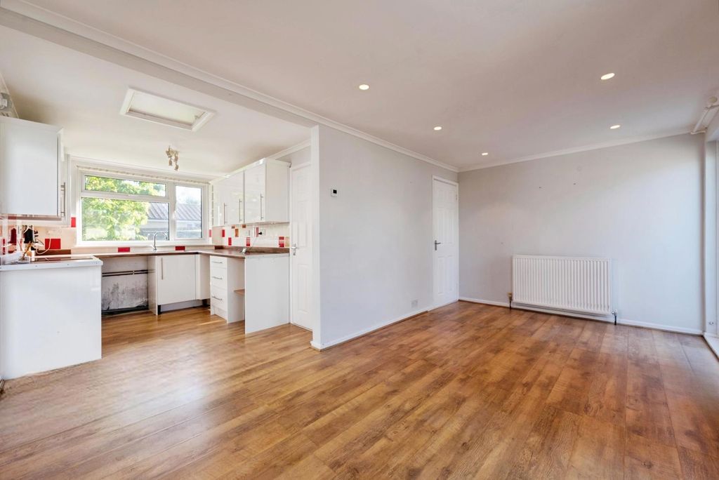 Property photo 2 of 19 Pbox-Img.Jpg