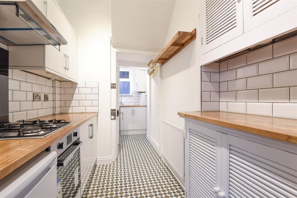Property photo 3 of 5 26Kr.Kitchen.Jan2018.Jpg