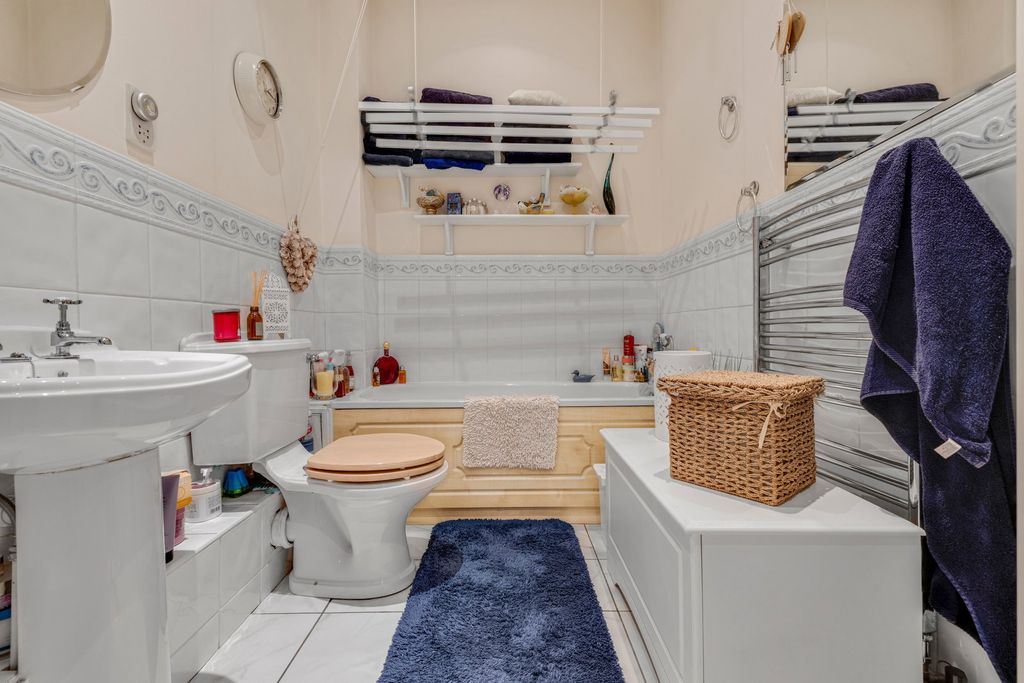 Additional image 20 of 1 bed flat for saleLeaton Hall, Church Lane, Bobbington DY7