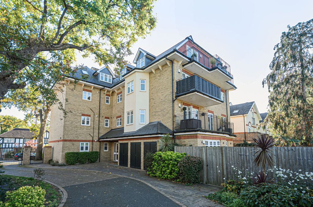 Property photo 1 of 17 1361627-27-68E3Cb...