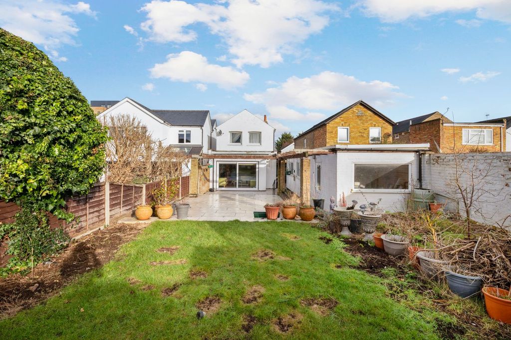 Property photo 2 of 16