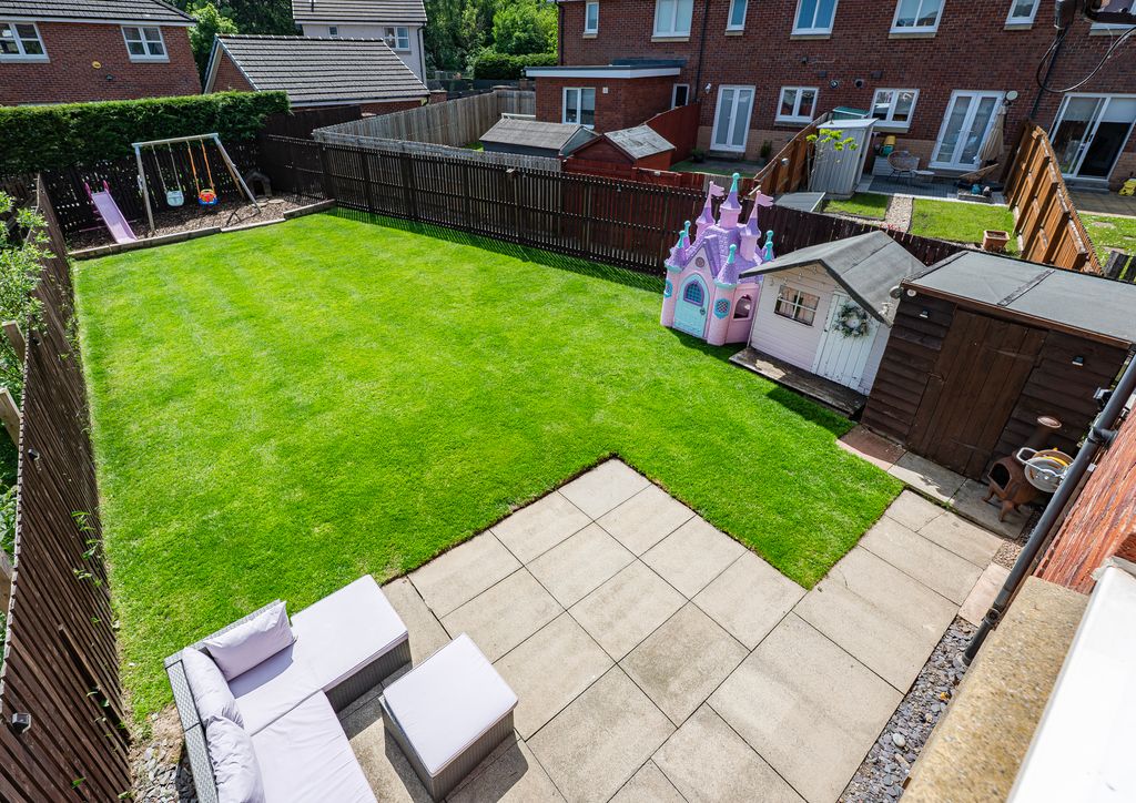 Property photo 2 of 44