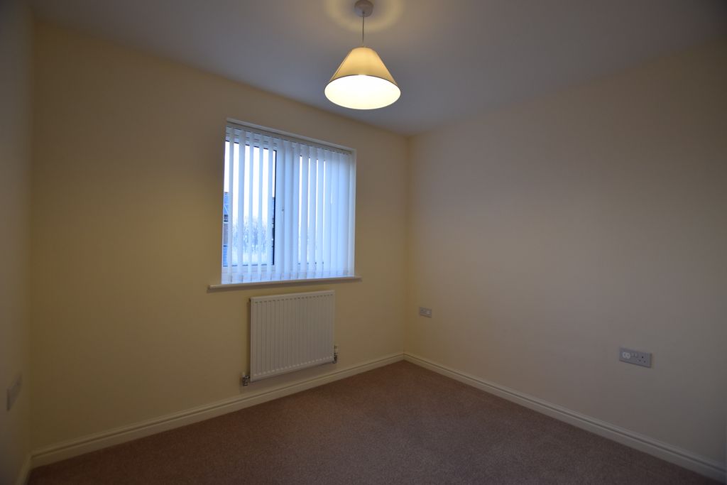 Property photo 3 of 6 Photo 03