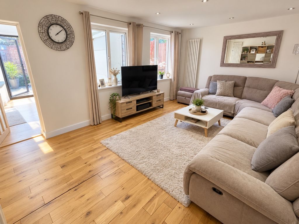 Property photo 2 of 11 5674482