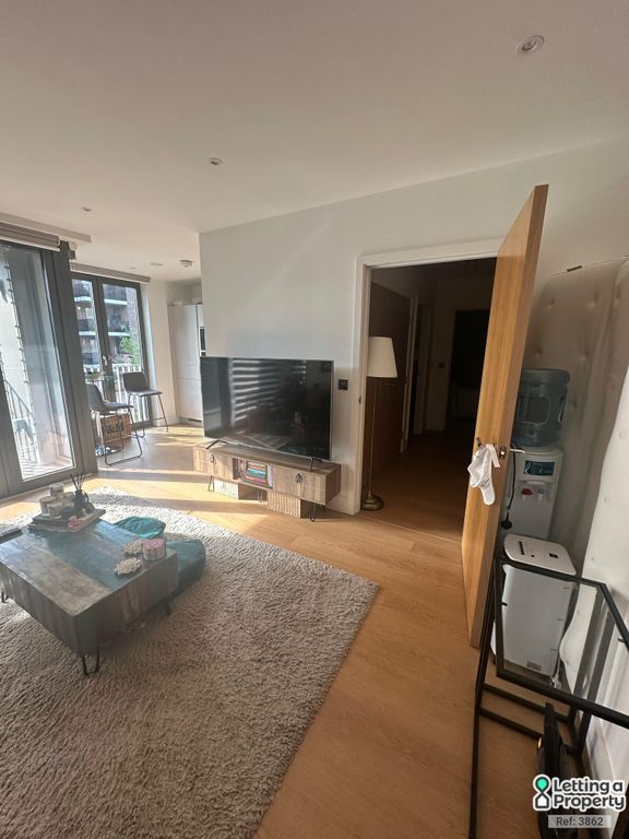 Property photo 2 of 11