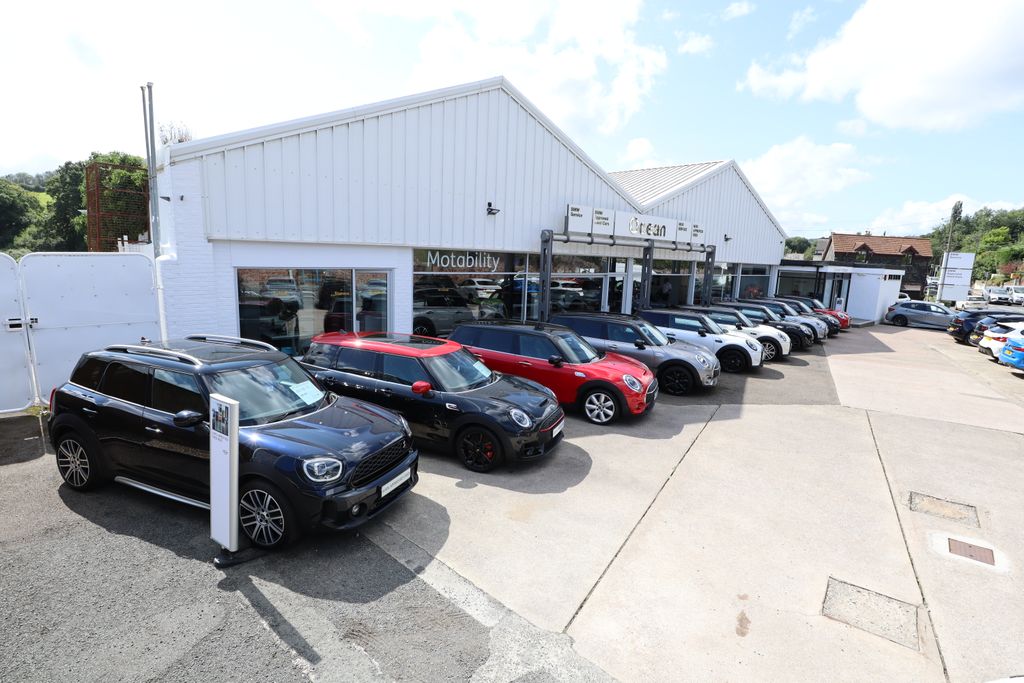 Property photo 1 of 3