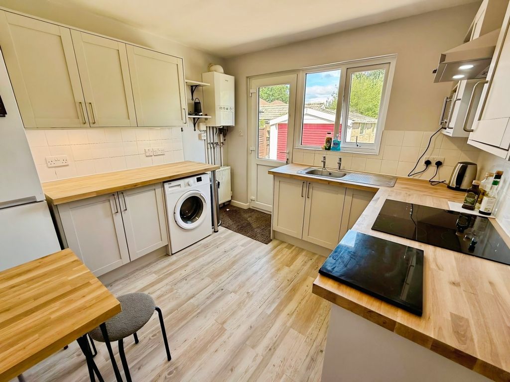 Property photo 2 of 10 Pbox-Img.Jpg