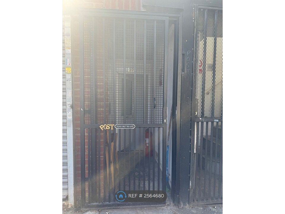 Property photo 1 of 35