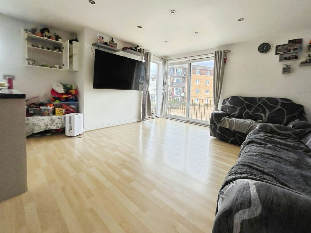 Property photo 3 of 12 Pbox-Img.Jpg