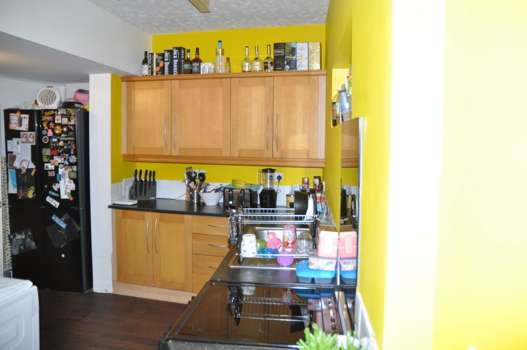 Property photo 3 of 6 Photograph 7