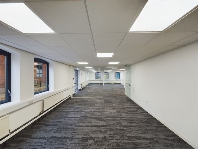 Property photo 3 of 10 Photo 3