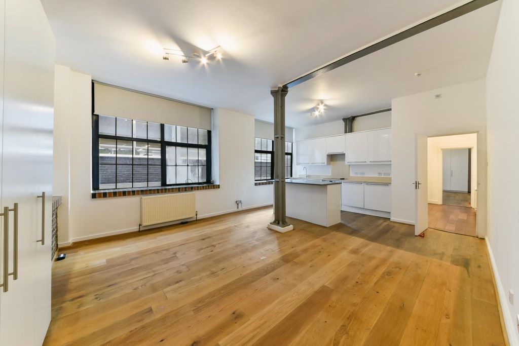 Property photo 2 of 9 Image