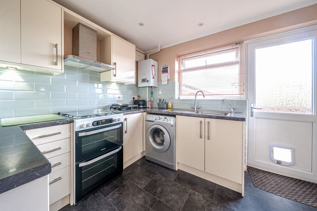 Property photo 2 of 14