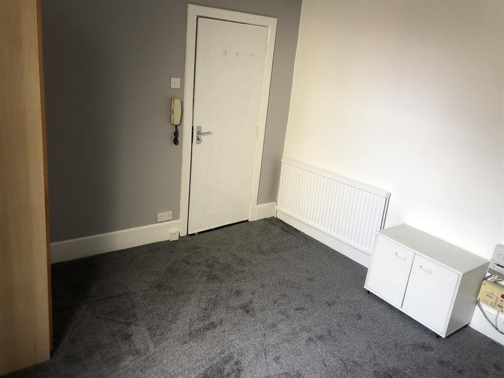 Property photo 2 of 7 Img_1552.Jpg