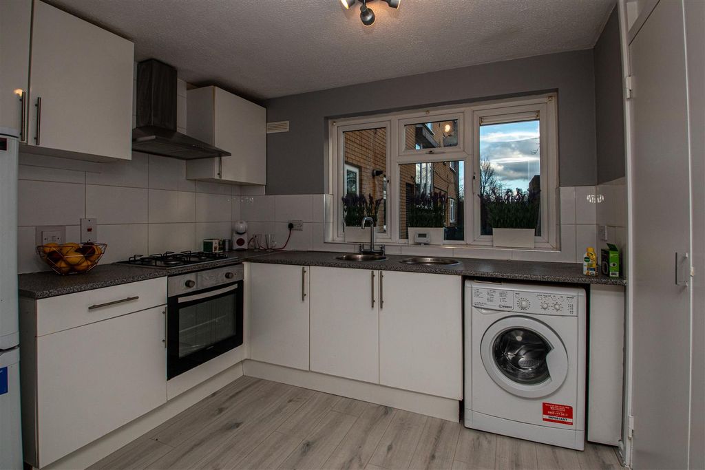 Property photo 2 of 8 16Agu_2.Jpg