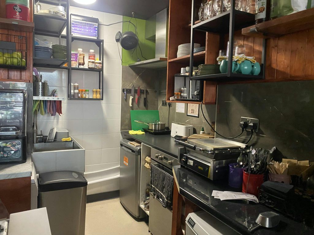 Property photo 3 of 11 2.Jpeg