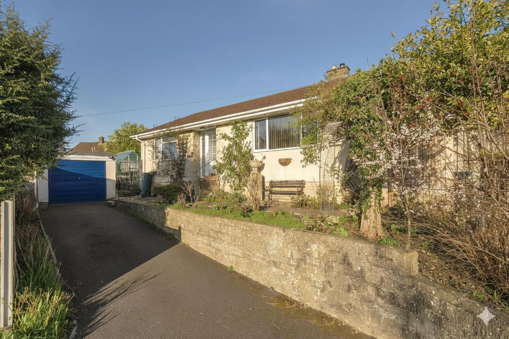 Property photo 1 of 20 8Ca25d65E287Af0Efbd19427446Ab95B (1)