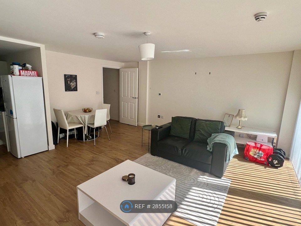 Property photo 3 of 8