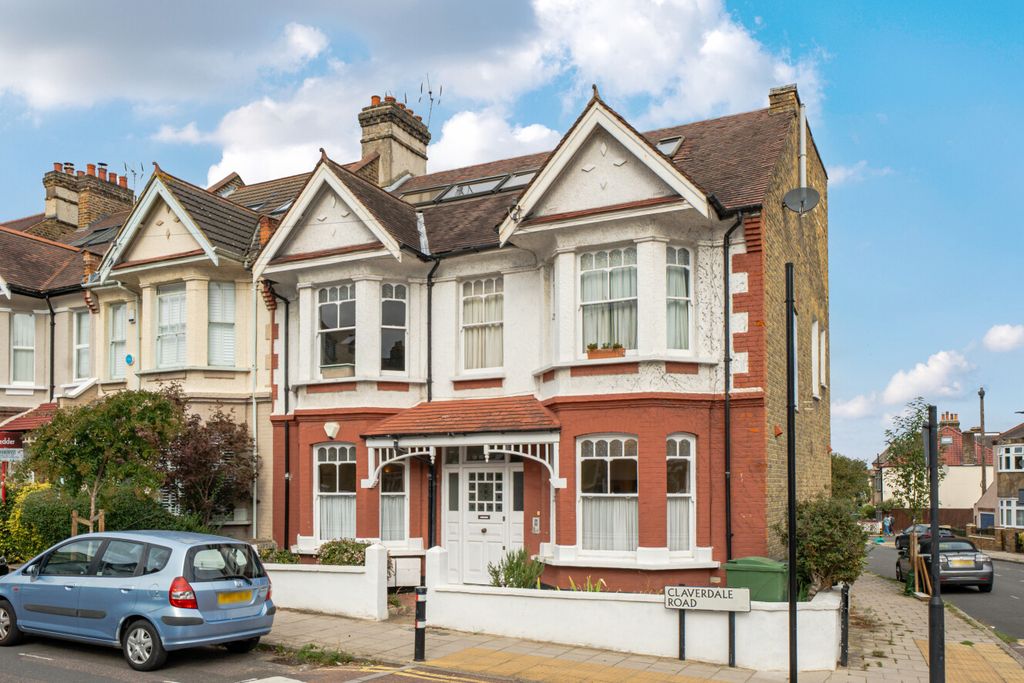 Property photo 1 of 12 1522803-1-6Aaa740...