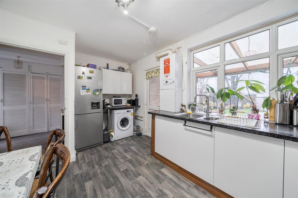 Additional image 6 of 4 bed end terrace house for saleSouthcote Avenue, Feltham TW13