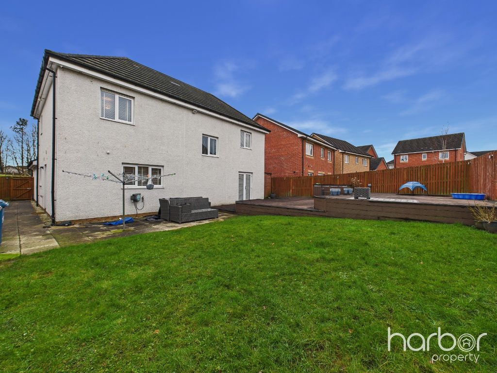 Property photo 2 of 14 4681113