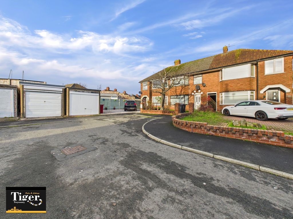 Property photo 2 of 22 Cam03440G0-Pr0475-Still006