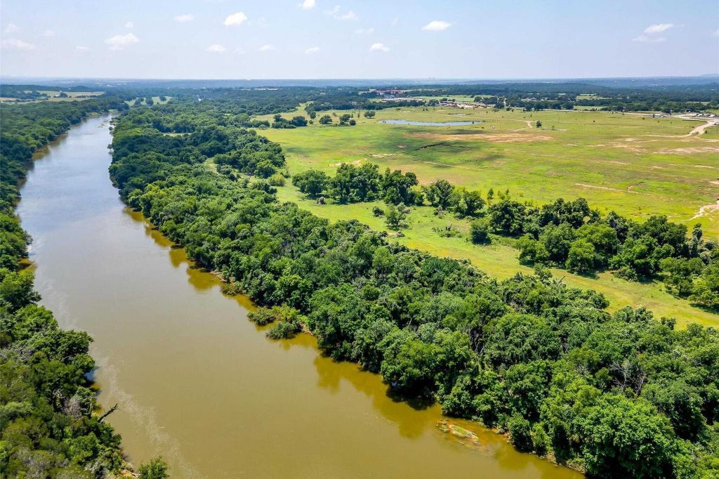 Property photo 2 of 17 <Alttext/>