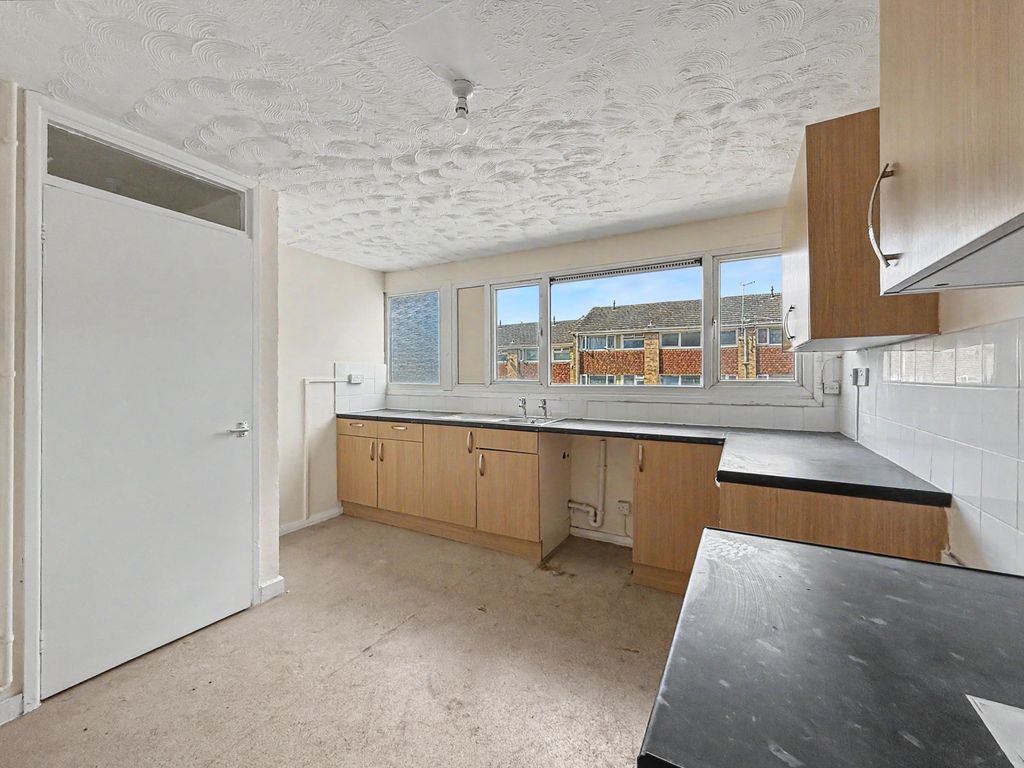 Property photo 2 of 11 Img6125