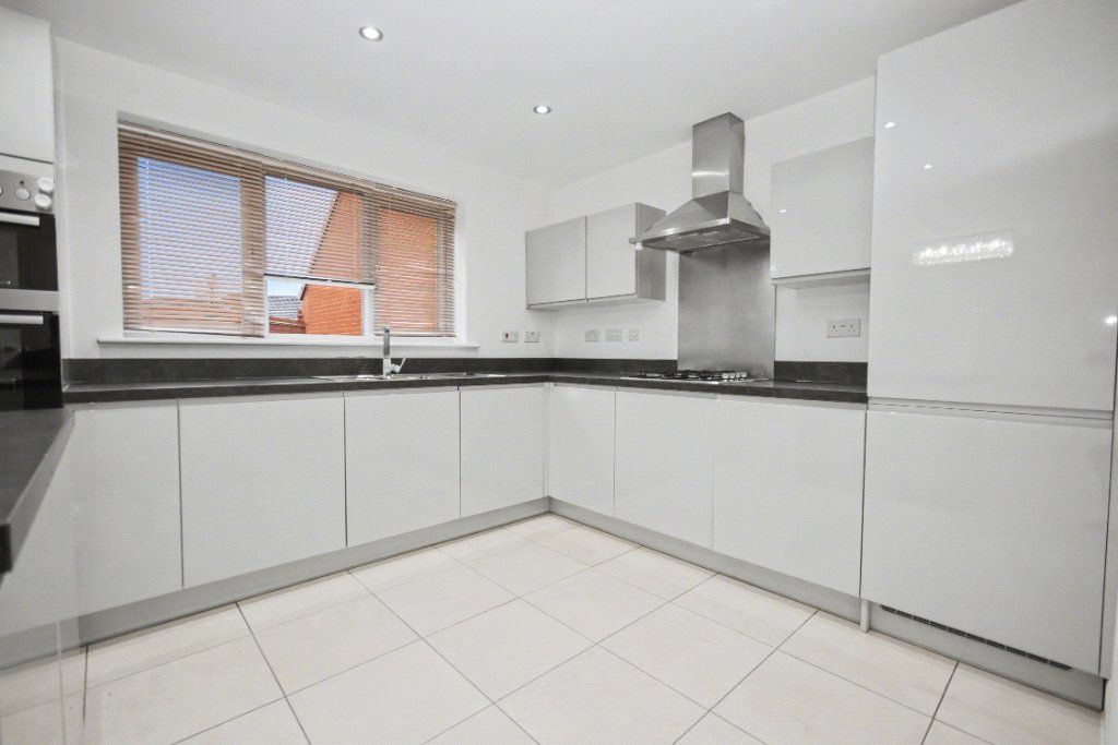 Property photo 3 of 21 Picture No. 13