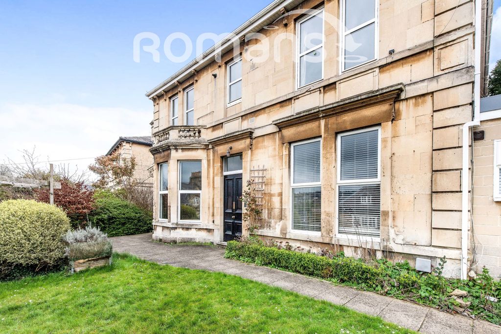 Property photo 1 of 10 1