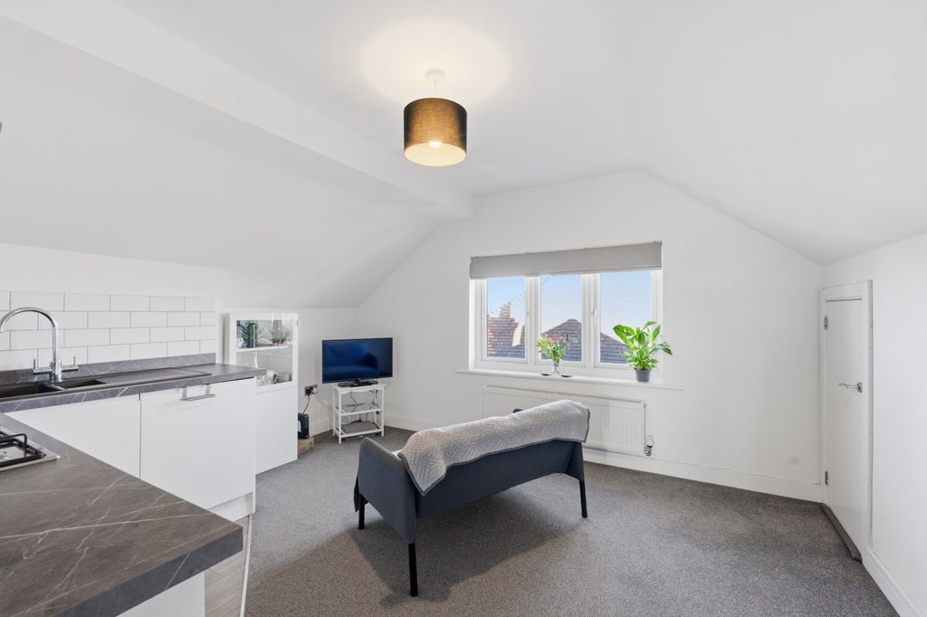 Property photo 3 of 10 Picture No. 01