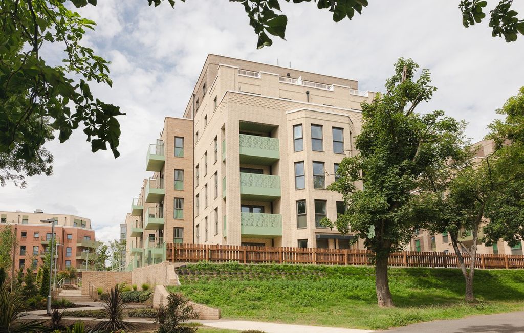 Property photo 3 of 12 Fairview New Homes - Zoopla -