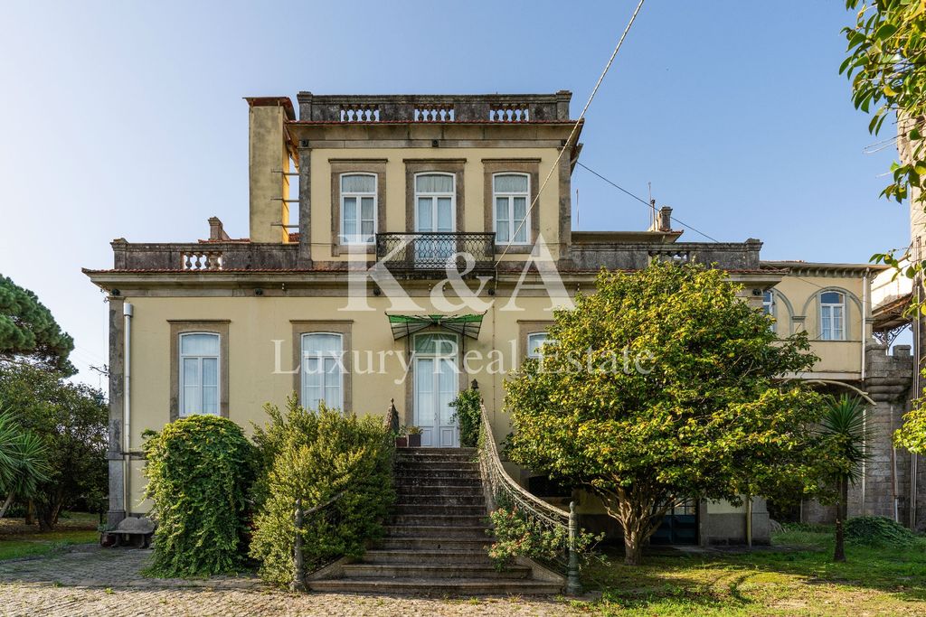 Property photo 1 of 27
