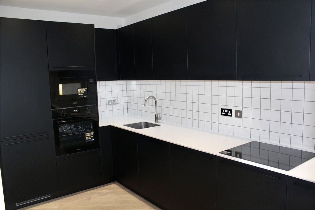 Property photo 3 of 5 Kitchen