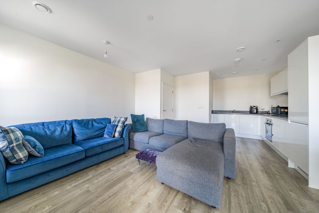 Property photo 2 of 12 Bedroom