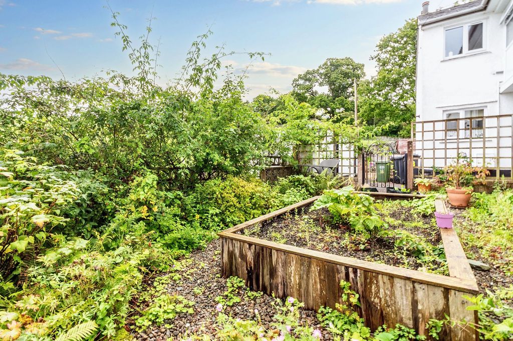 Property photo 2 of 14 Private Garden