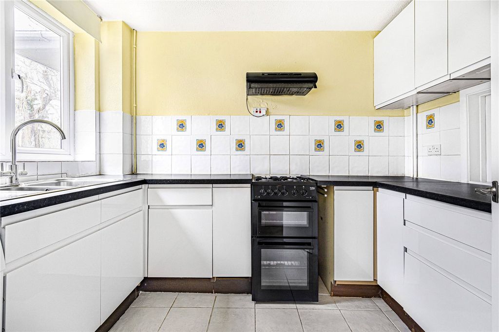 Property photo 3 of 16 Picture No. 04