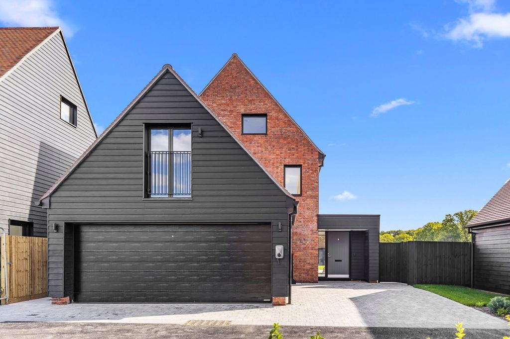 Property photo 1 of 28 Photo 26