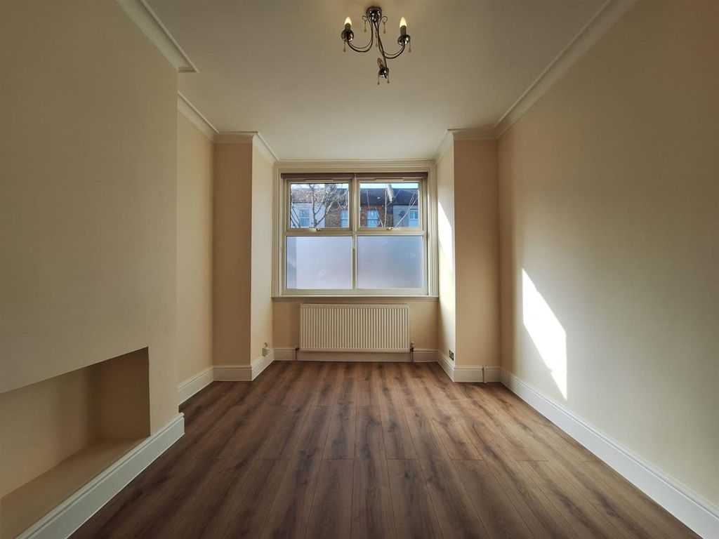 Property photo 3 of 8 Whatsapp Image 2026-03-05 At 18.24.30.Jpeg