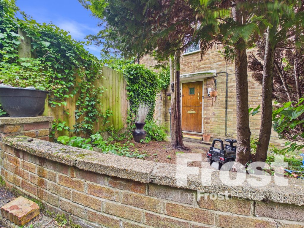 Property photo 2 of 6 Picture No. 14