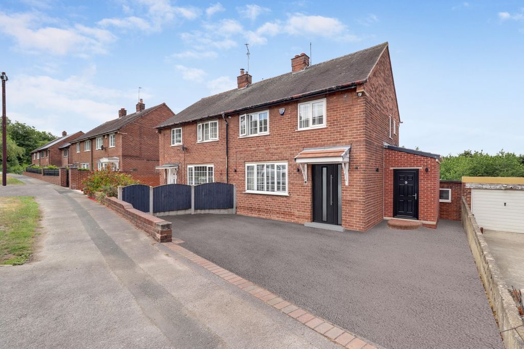 Property photo 1 of 19 1- Rob Hammond Ewemove Pontefract