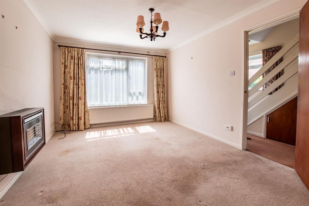 Property photo 3 of 15