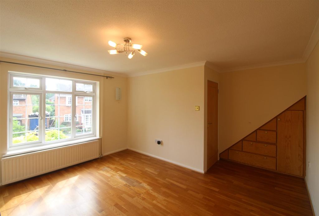 Property photo 2 of 15 Lounge...Jpg