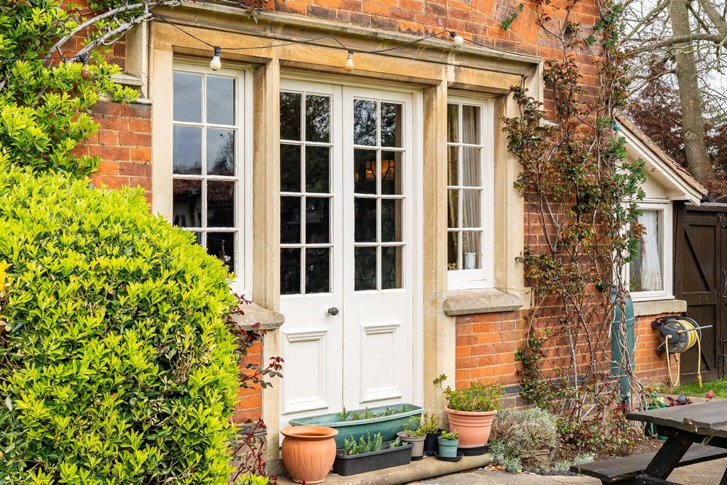Additional image 50 of 4 bed semi-detached house for saleQueens Hill House, Queens Road, Hertford SG13