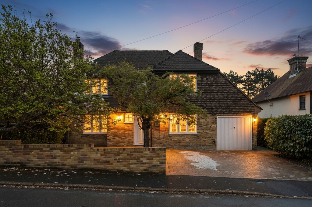 Property photo 1 of 43