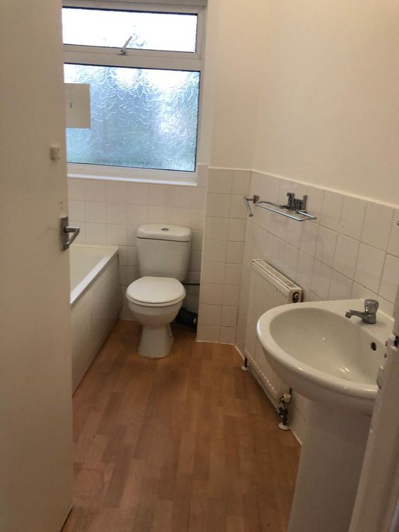 Property photo 3 of 4