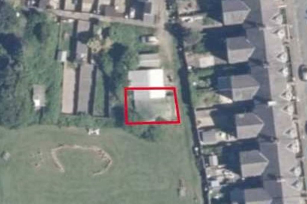 Property photo 2 of 4 Image 2