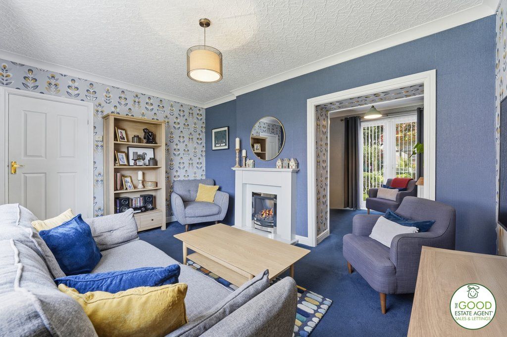 Property photo 2 of 30