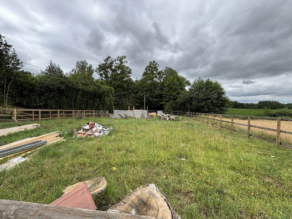 Property photo 2 of 6