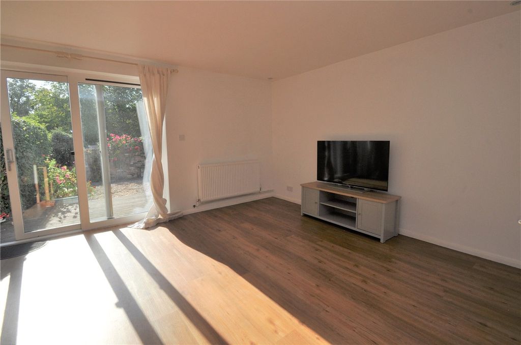 Property photo 3 of 7 Picture No. 20